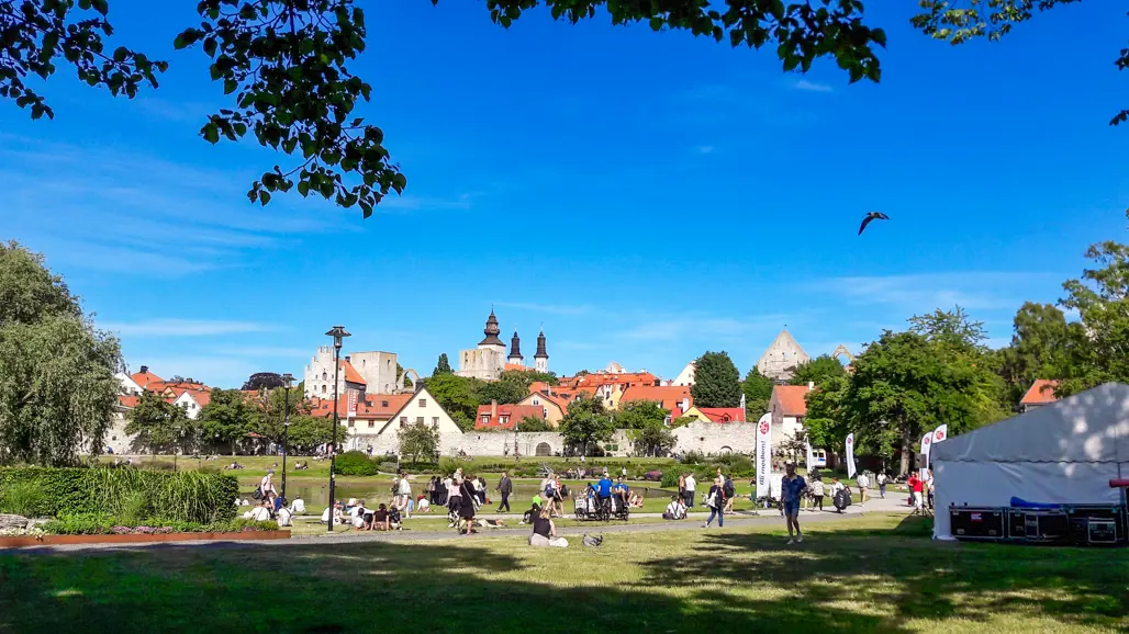 Almedalen i Visby. Foto: Louise Florin/Region Gotland