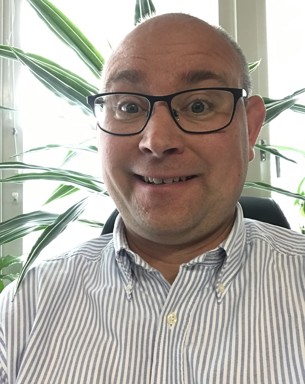 Porträttfoto av Lars Mogren